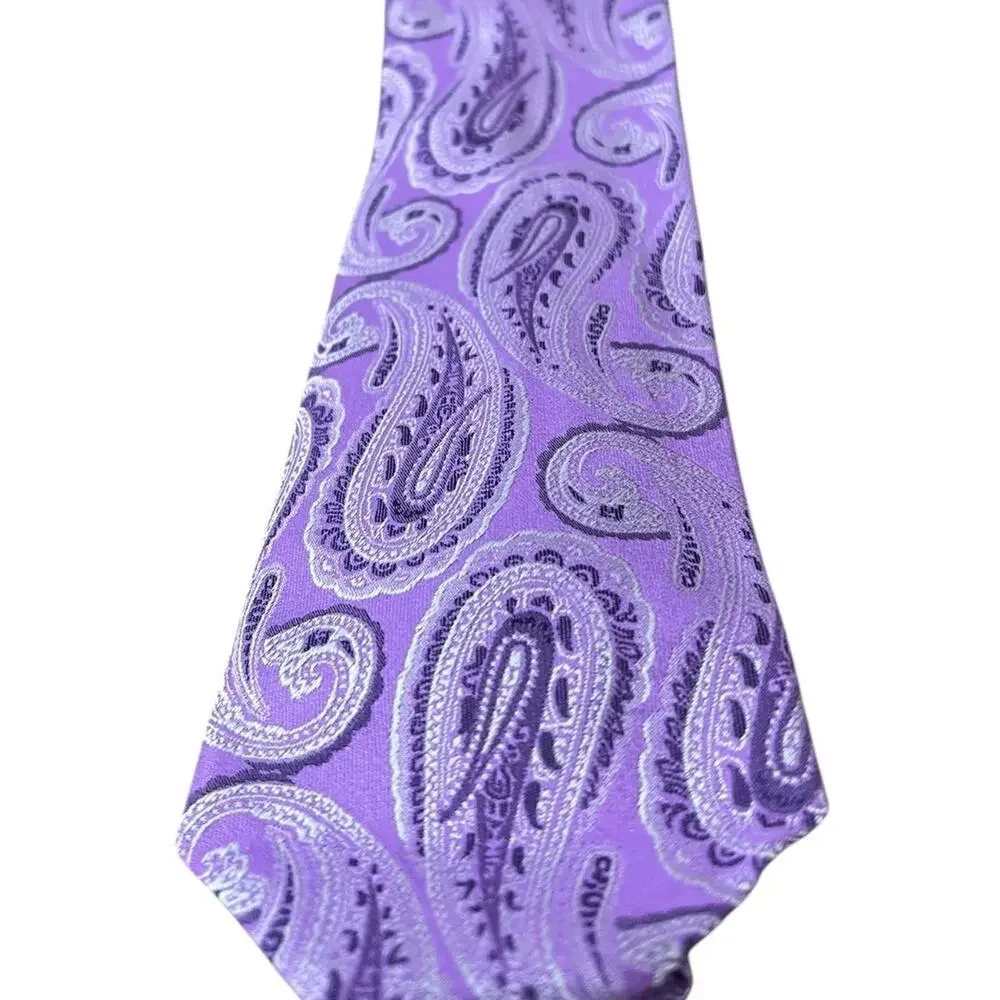 Hugo Boss 100% Silk Men's Tie Necktie Purple Paisley Made in Italy $98 NWT